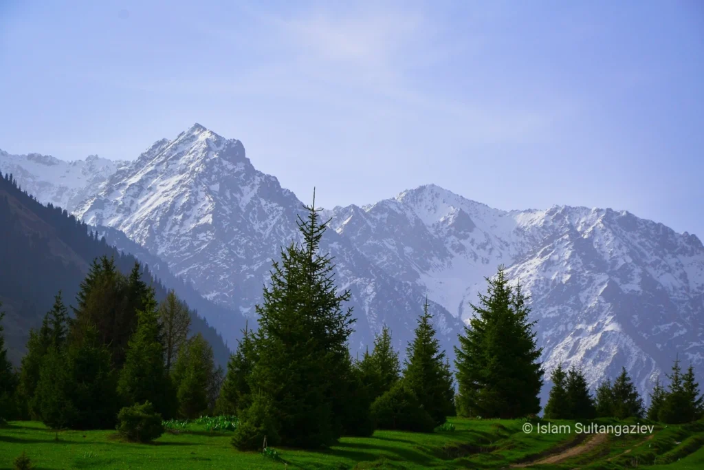 What is the best time to visit Kyrgyzstan