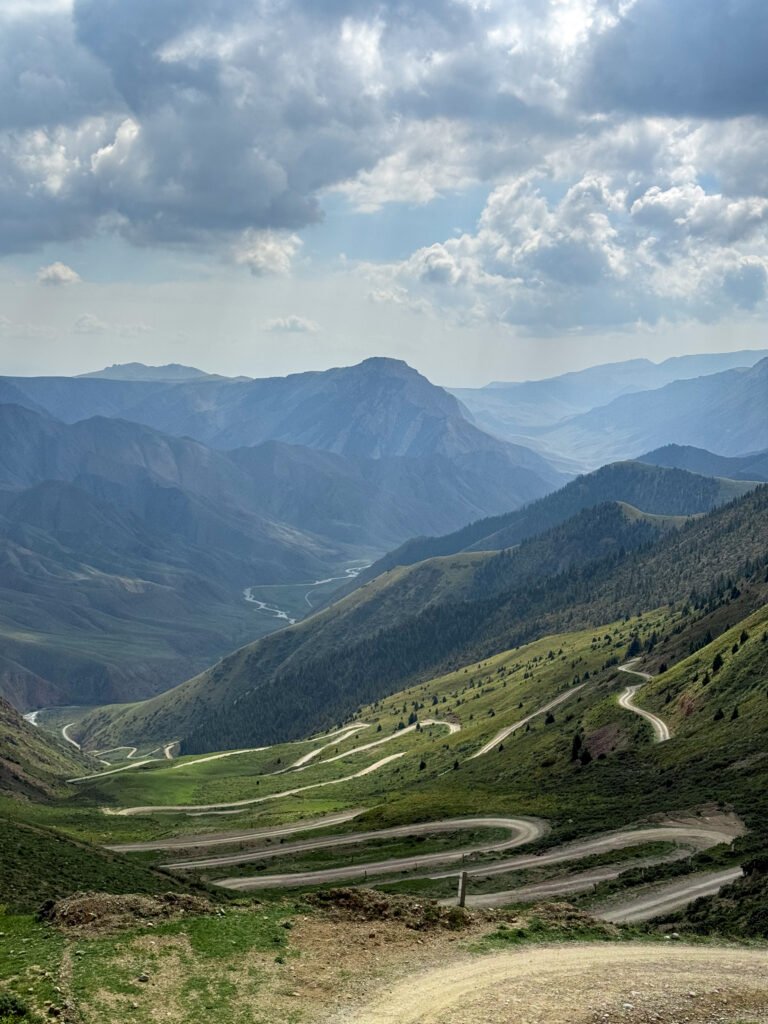 Song Kol lake Tour